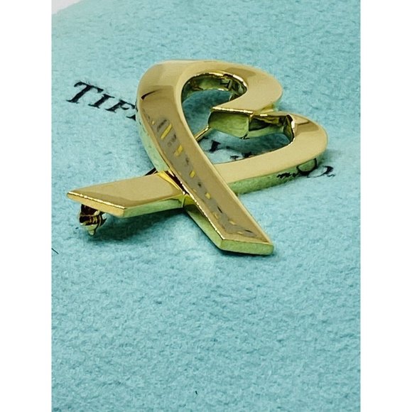Tiffany & Co Paloma Picasso 18K Yellow Gold Loving Heart Brooch Pin Large 1.25"